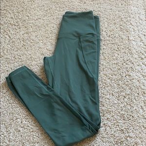 Like new Victoria Sport leggings!